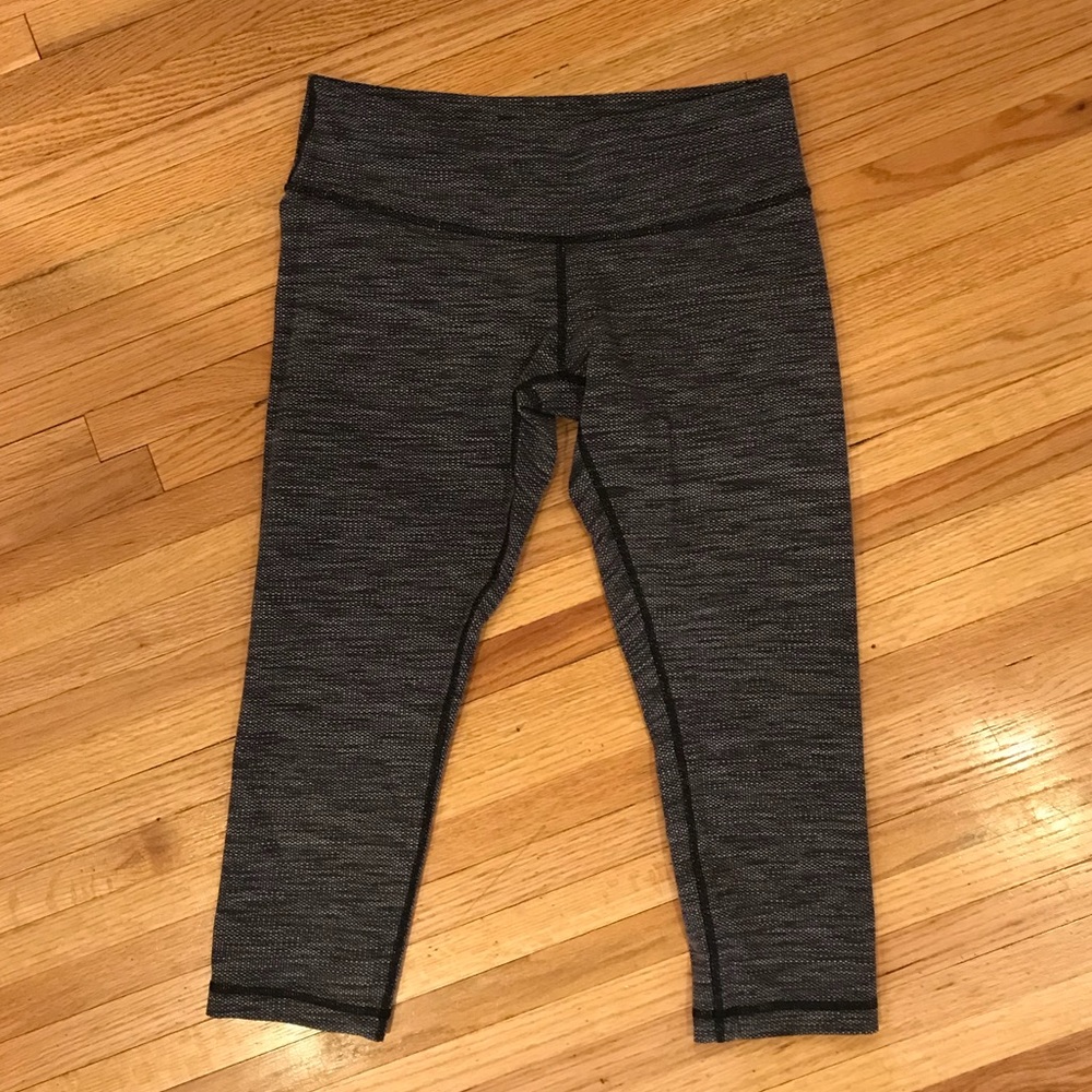 Lululemon Wunder Under Crop Pants